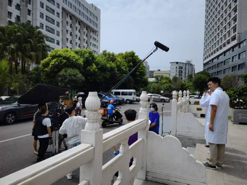 立山区广告片拍摄公司低成本实现高规格制作的诀窍